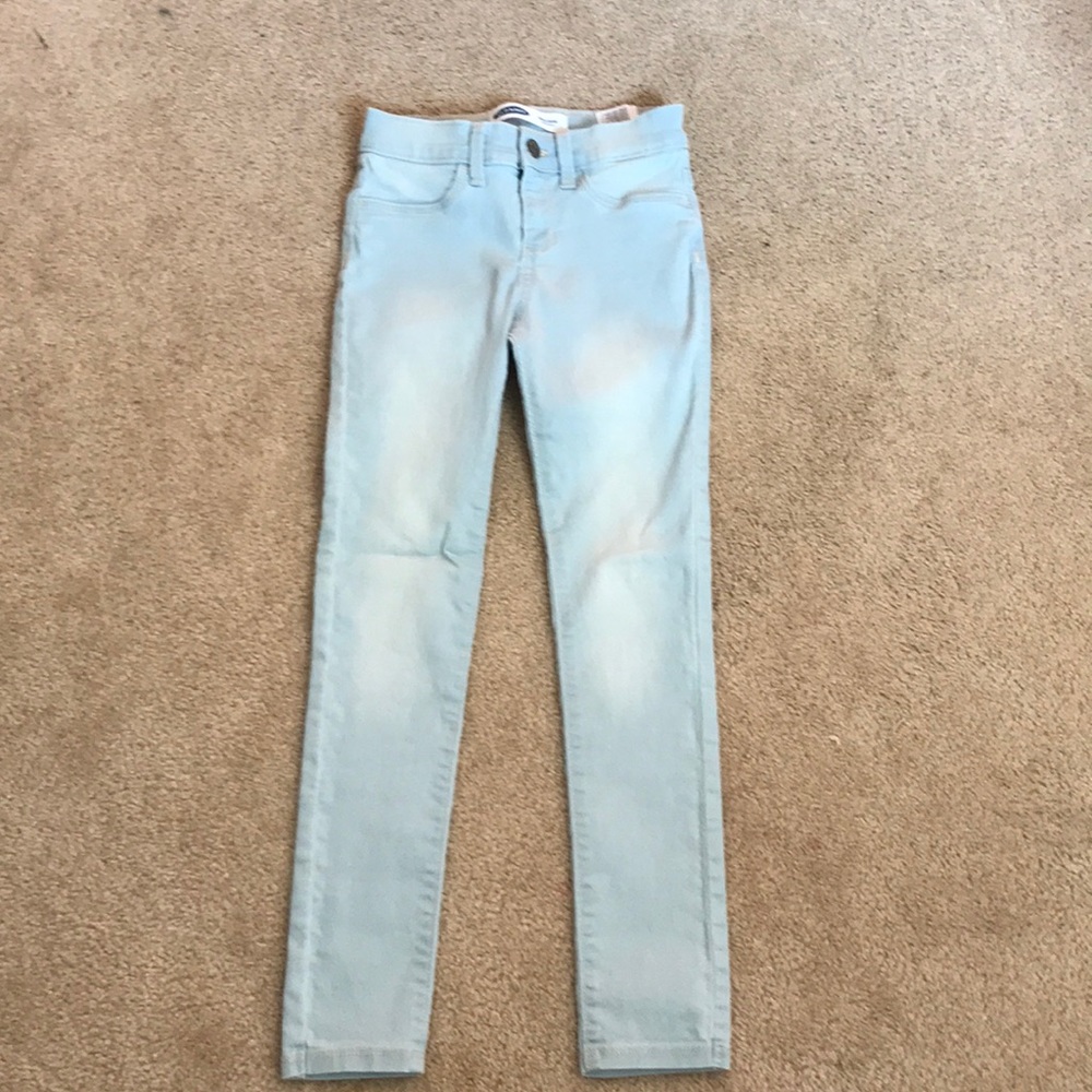 Light Washed Blue Jeans